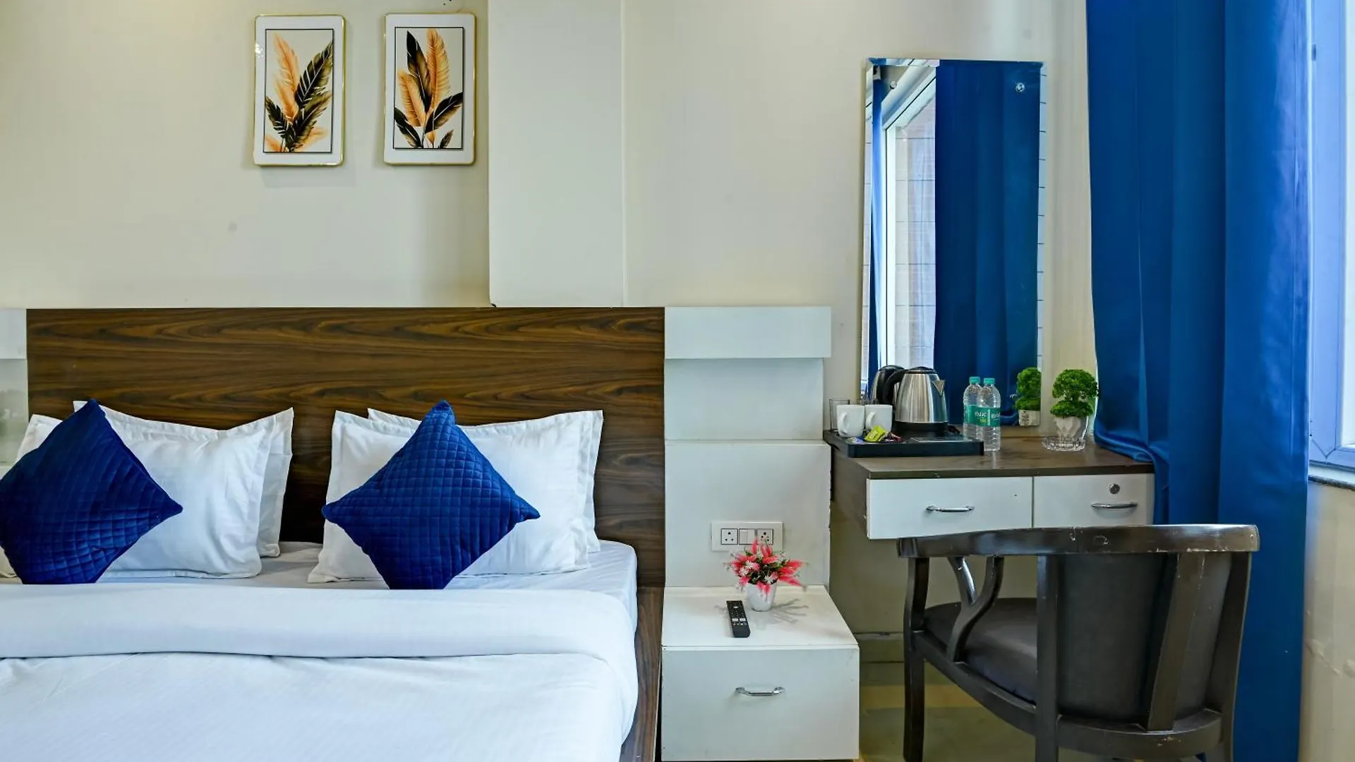 Nexhub Stay - Unitech Cyber Park Gurgaon