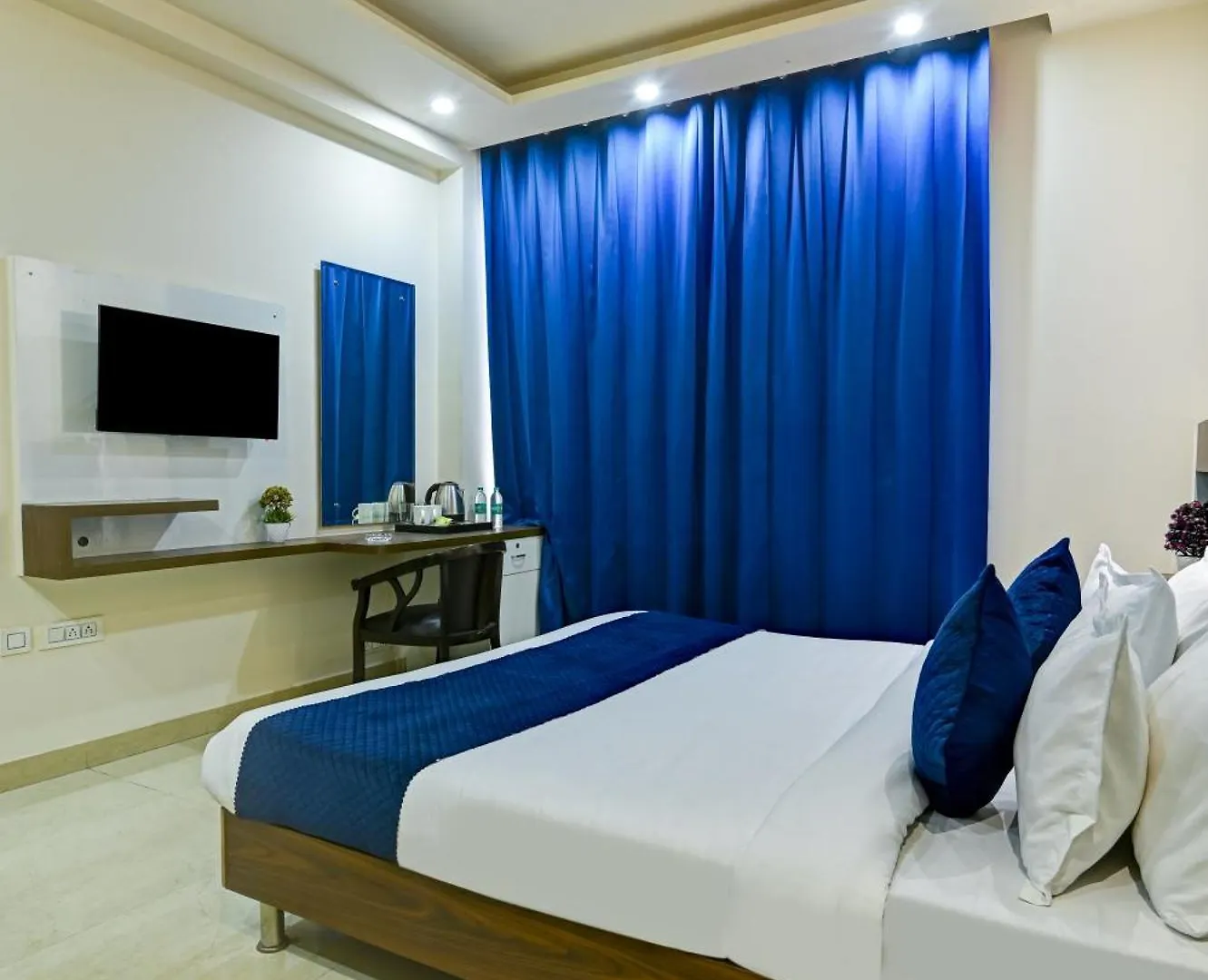 Nexhub Stay - Unitech Cyber Park Gurgaon India