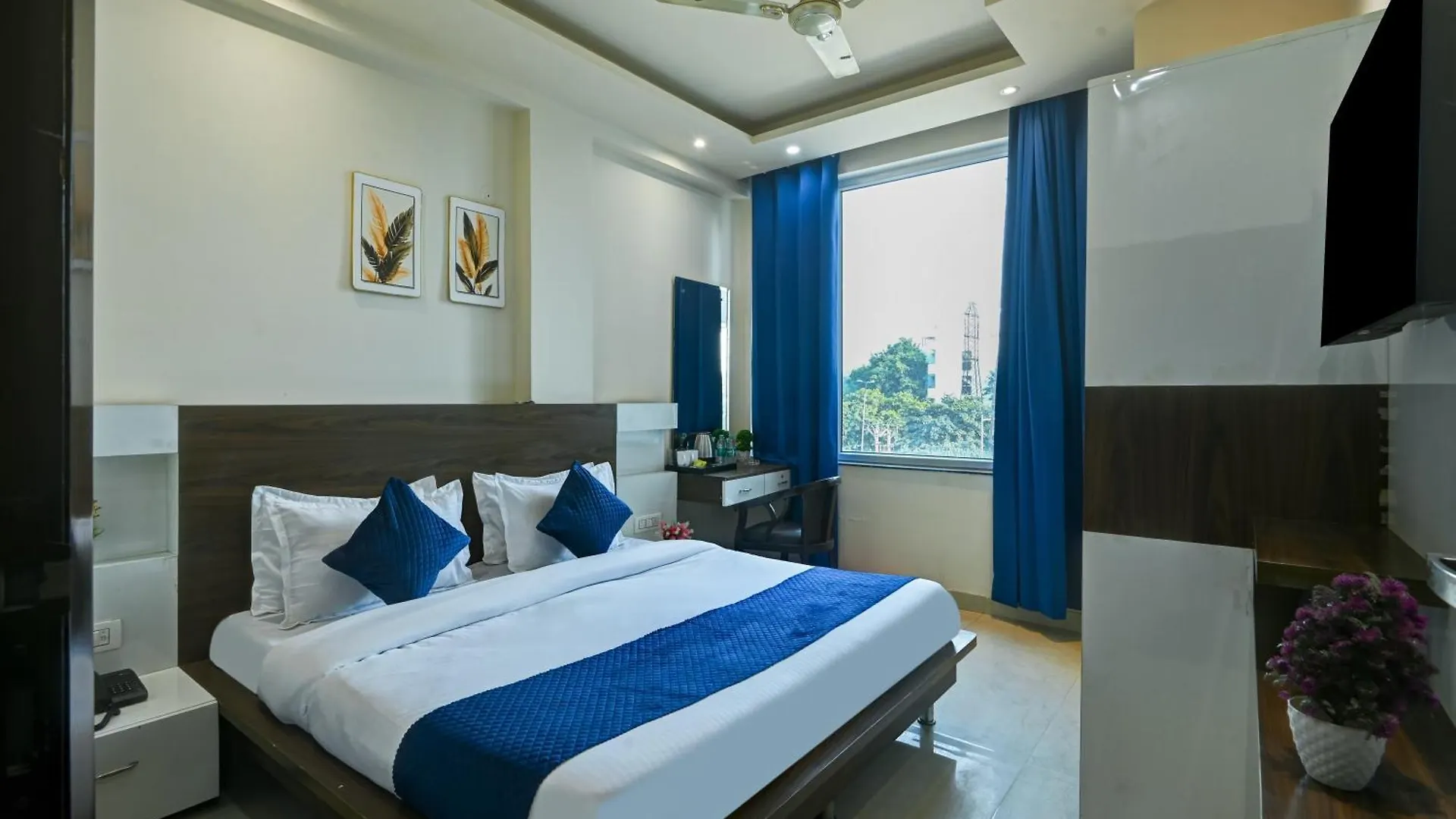 Nexhub Stay - Unitech Cyber Park Gurgaon Hotel